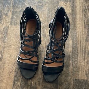 Hinge Neta Leather wedge sandal